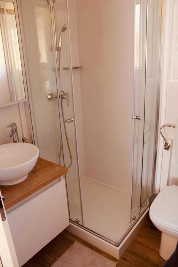 Mobile Home Peponi Del Mar, Brand New Biograd Na Moru Exterior photo