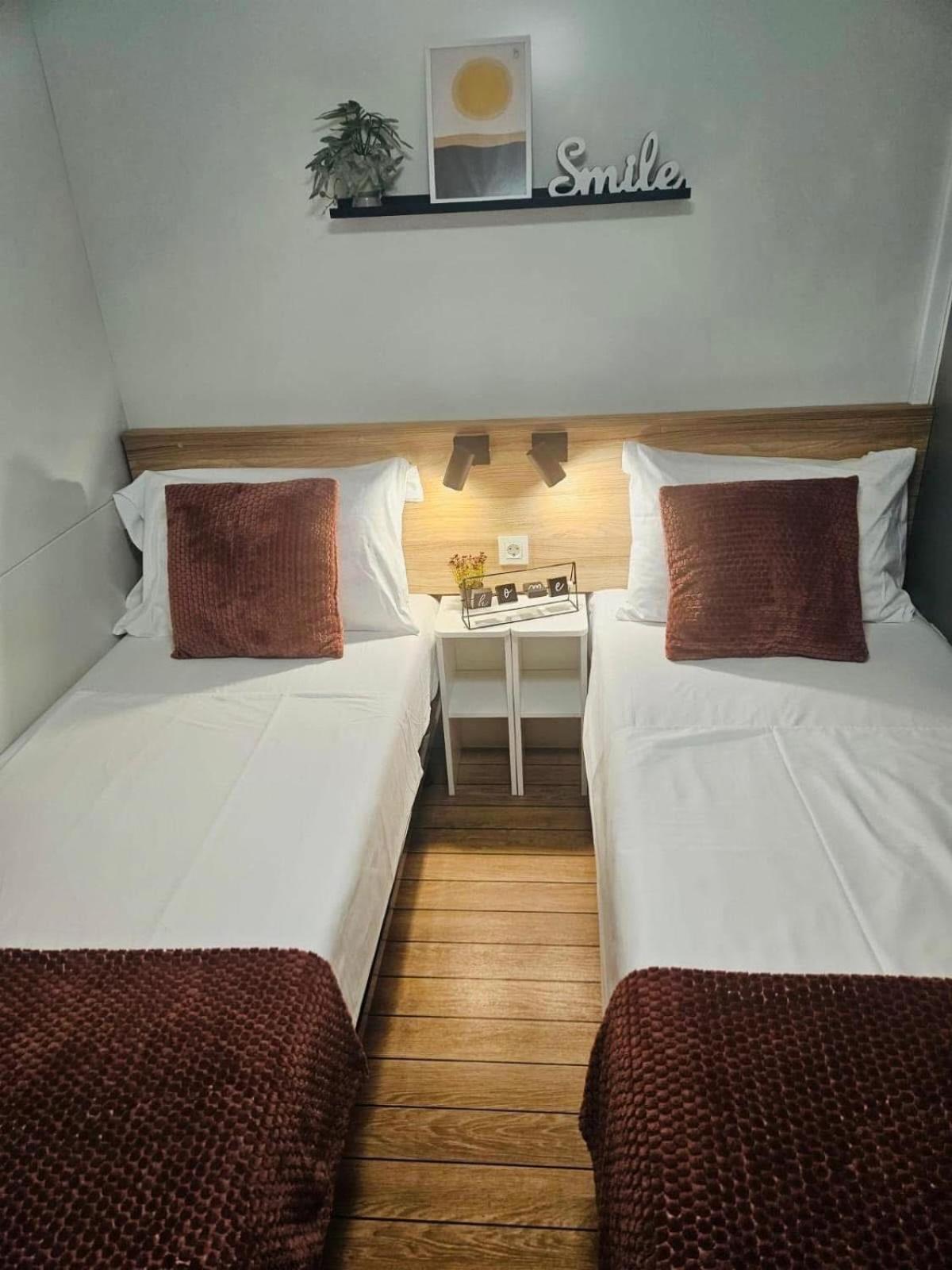 Mobile Home Peponi Del Mar, Brand New Biograd Na Moru Exterior photo